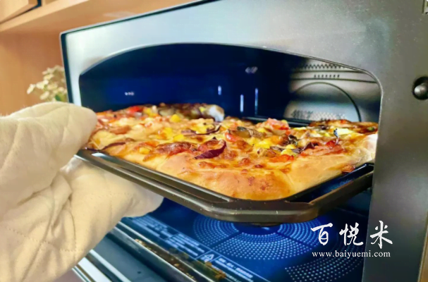 愛吃披薩不用買,學(xué)會(huì)這配方,外皮酥脆超級拉絲,比外面賣的好吃